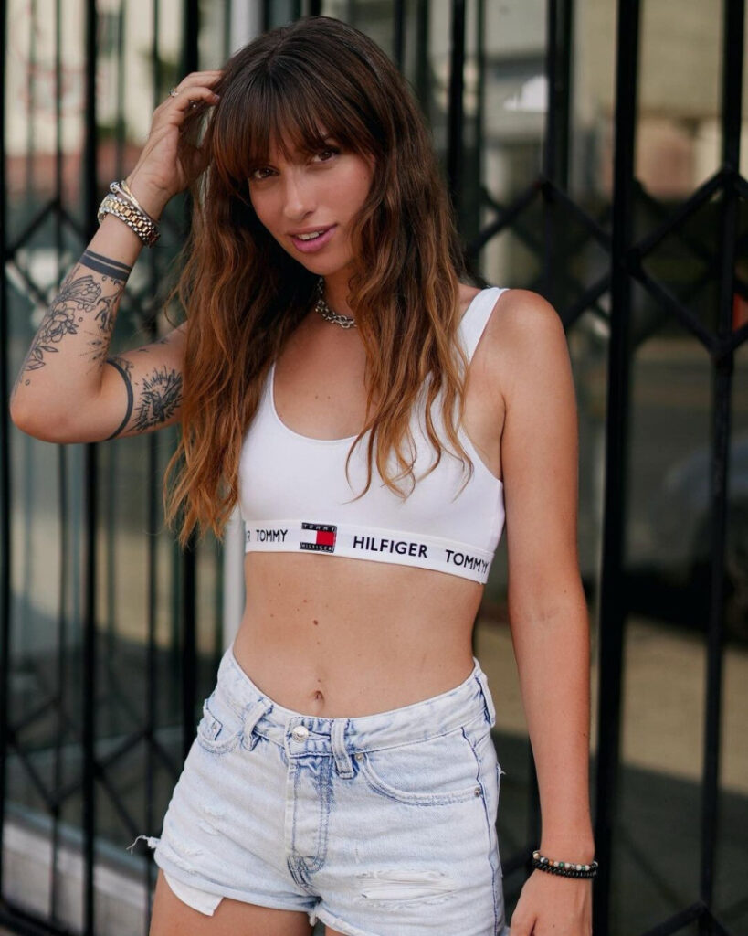 Youtube – Gwenn / Gwennlins – Nude