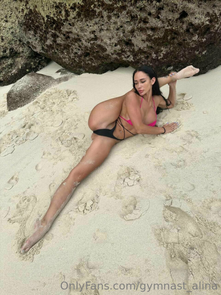 OnlyFans – gymnast_alina – Nude