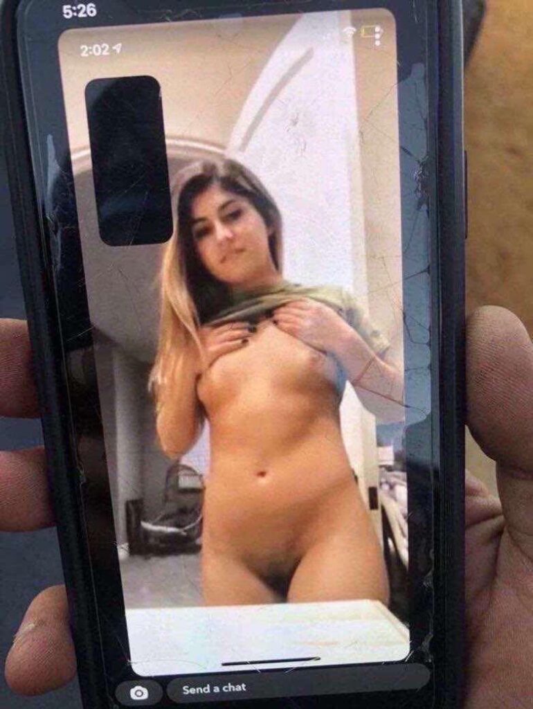 Celeb – Hailie Deegan – Nude