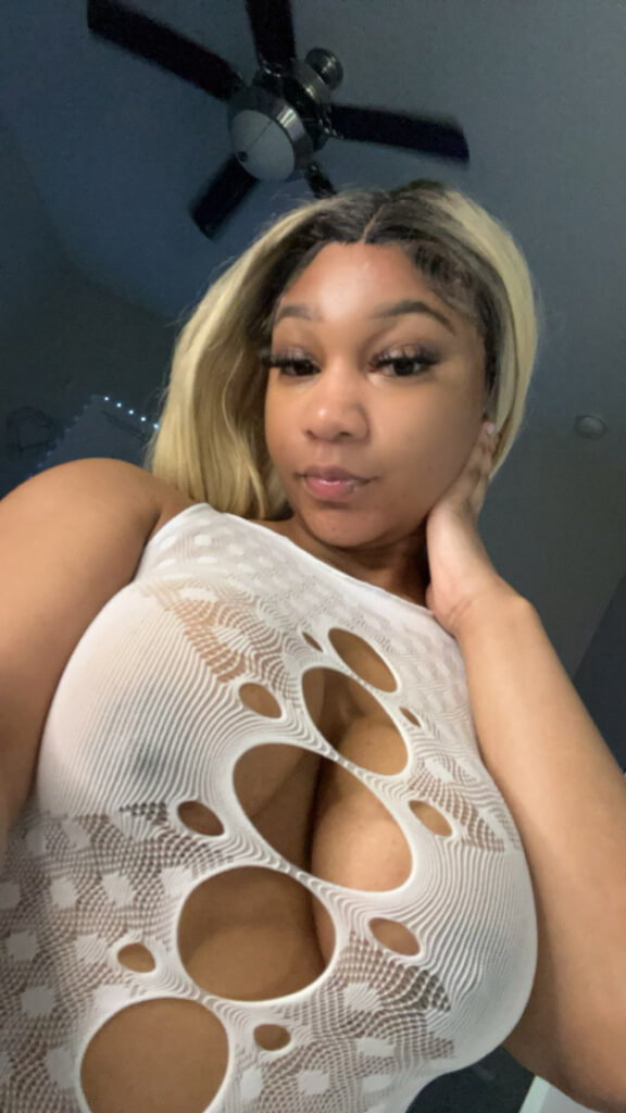 Youtube – Heloveslo , Loretta Ann – Nude