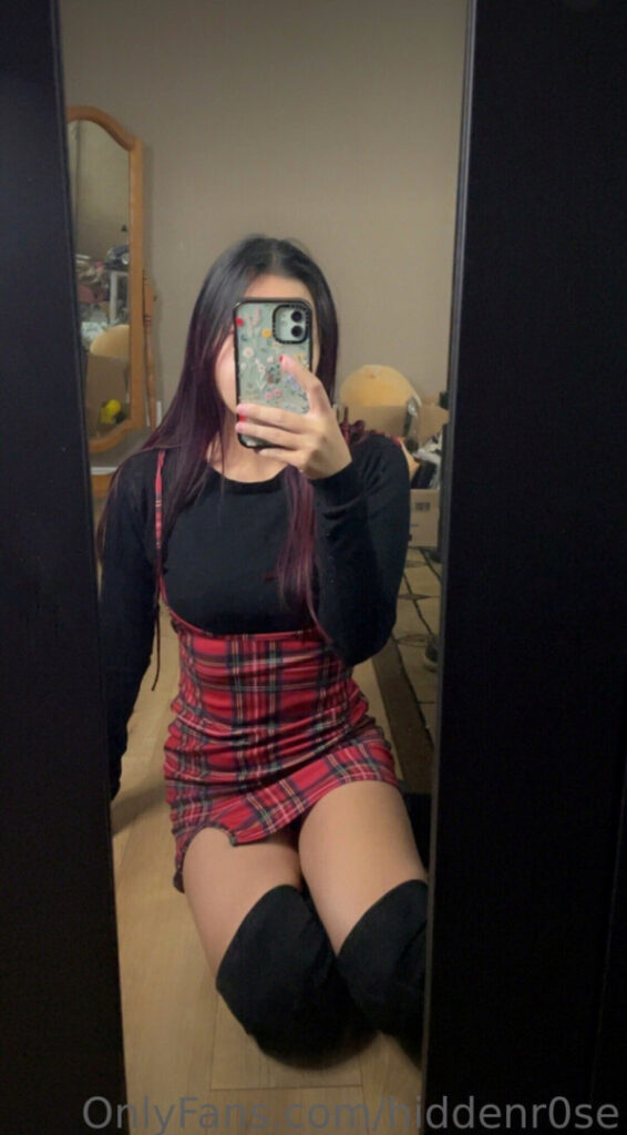 OnlyFans – Asian – hiddenr0se roserainxxx – Nude