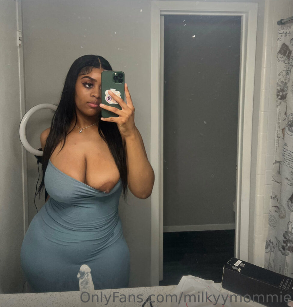 OnlyFans – Ebony – Iamdomtease/Milkyymommie – Nude