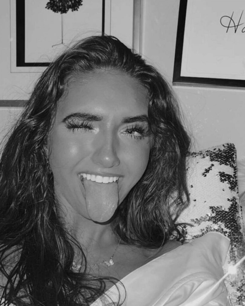 TikTok – Instagram – Iamjordi – Nude