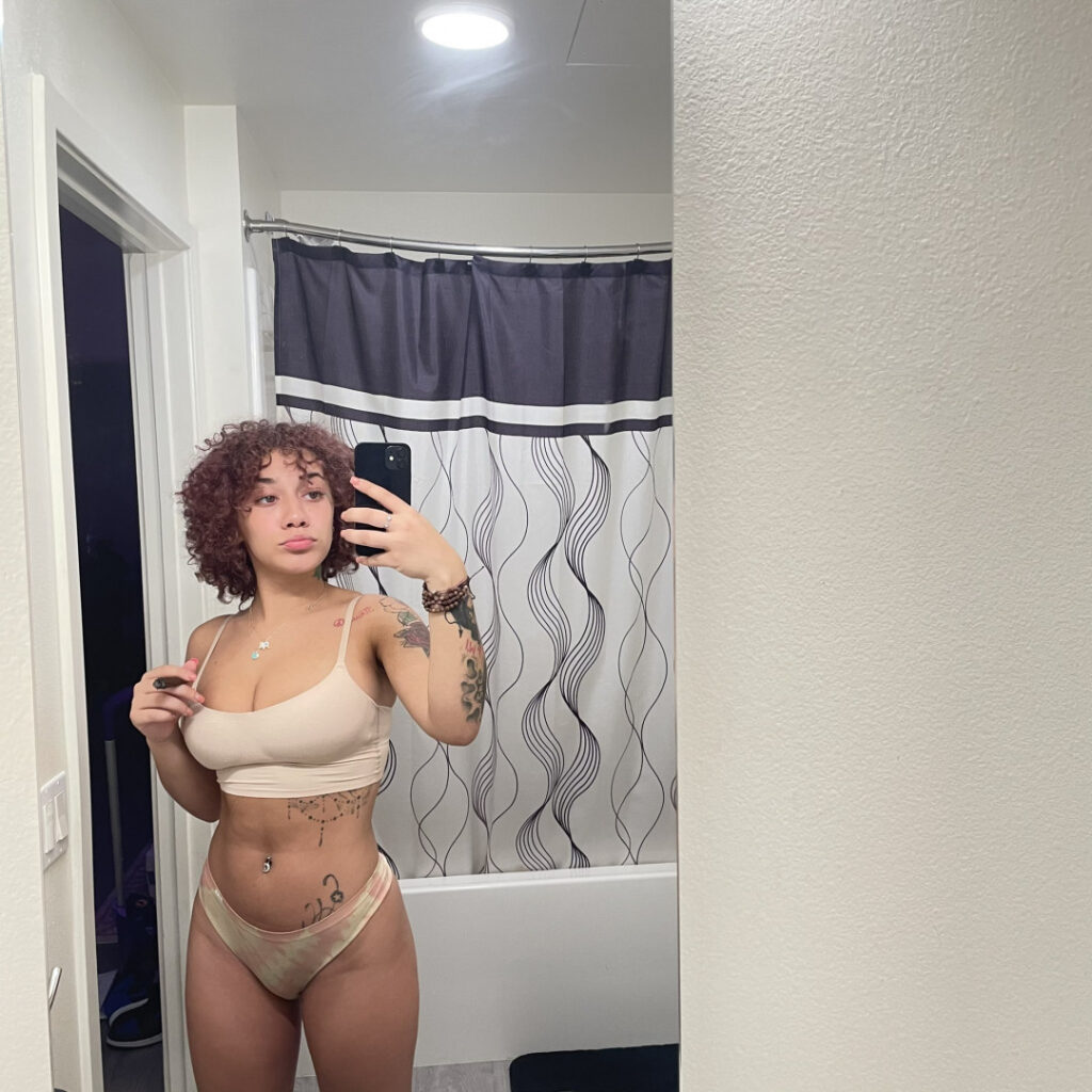 OnlyFans – Instagram – Iamnevaehakira – Nude Leaks