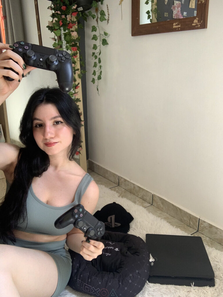 Brazil – Twitch – Ilamie / Lamie / Larissacarvalhx – Nude Leaks