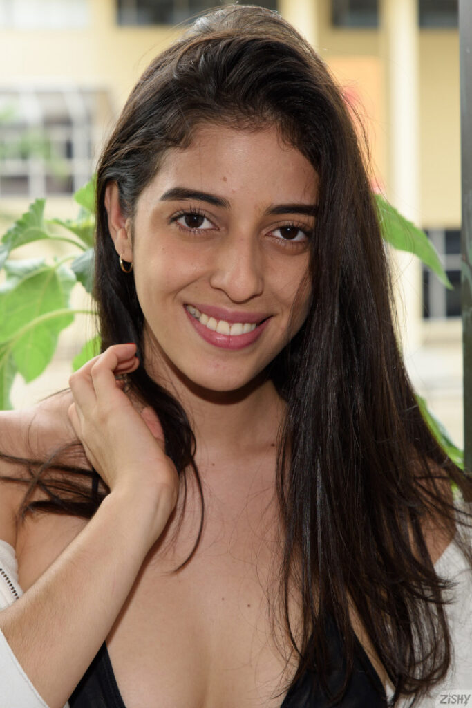 T H I C C – Ileana Burgos – Nude Leaks