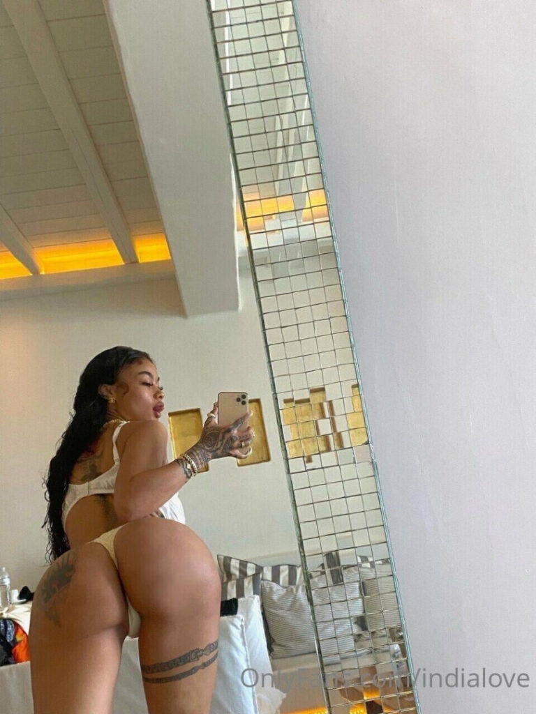 OnlyFans – T H I C C – Ebony – India love Westbrooks – Nude Leaks