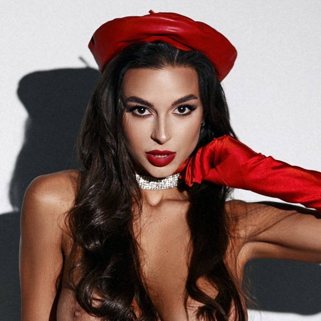 TikTok – Instagram – Irina Repei – Nude