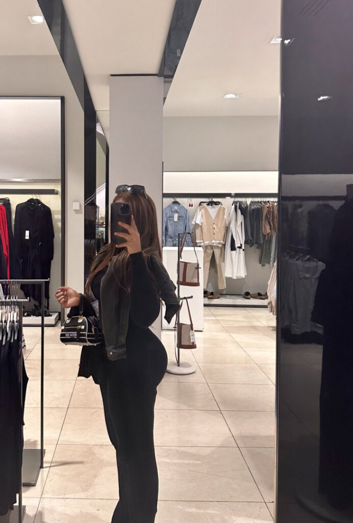 Instagram – ⠀X⠀ – T H I C C – ISHA – Glory2isha – Binttboss – Nude Leaks