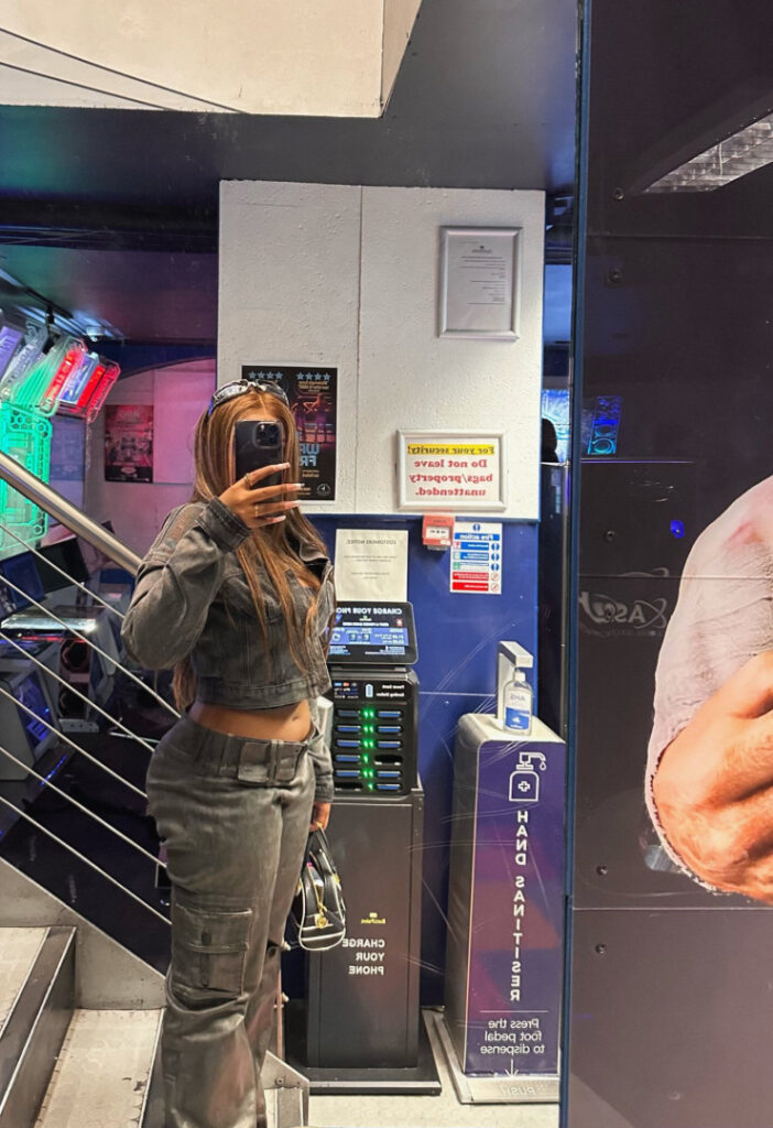 Instagram – ⠀X⠀ – T H I C C – ISHA – Glory2isha – Binttboss – Nude Leaks