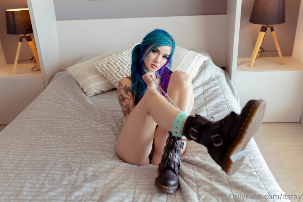 OnlyFans – Itsfay / Fay SG / Fay Suicide Girl – Nude