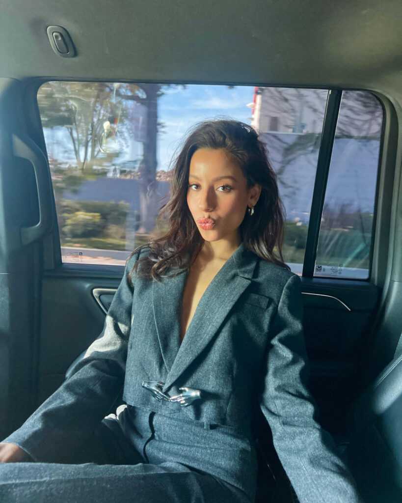 Instagram – Teen – Izabella Alvarez – Nude