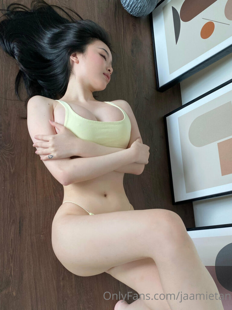 OnlyFans – Asian – Singaporean – jaamietan – Nude