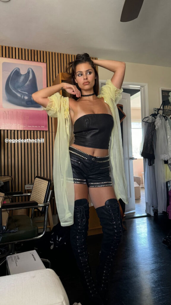 Celeb – Jacquie Lee – Nude