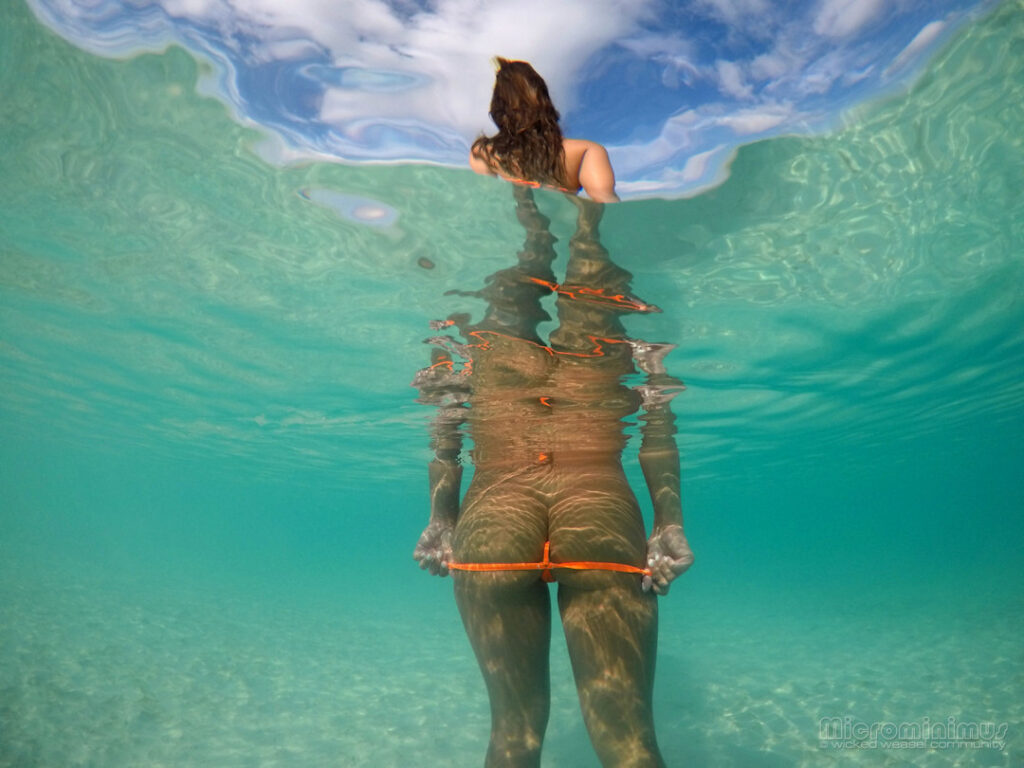 Instagram – Janeece Sinclair – Nude