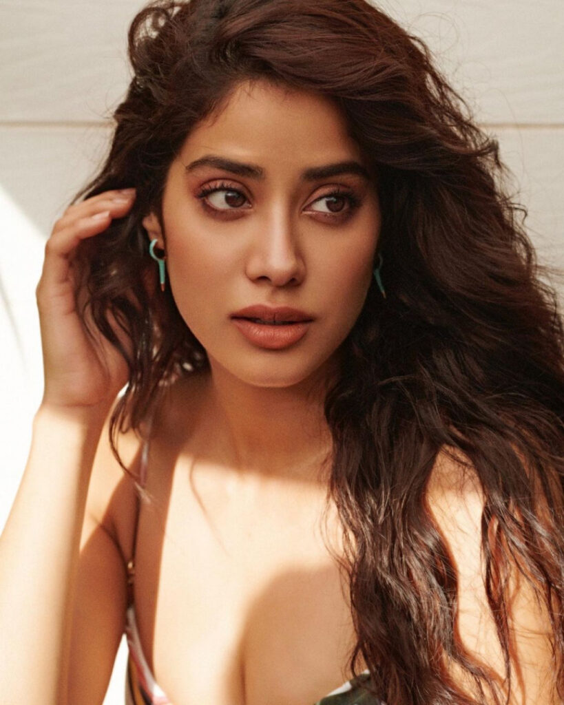 Celeb – Asian – Janhvi Kapoor – Nude