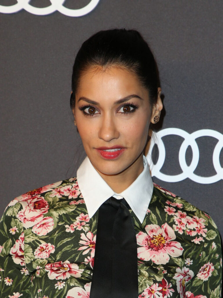 janina gavankar 0002