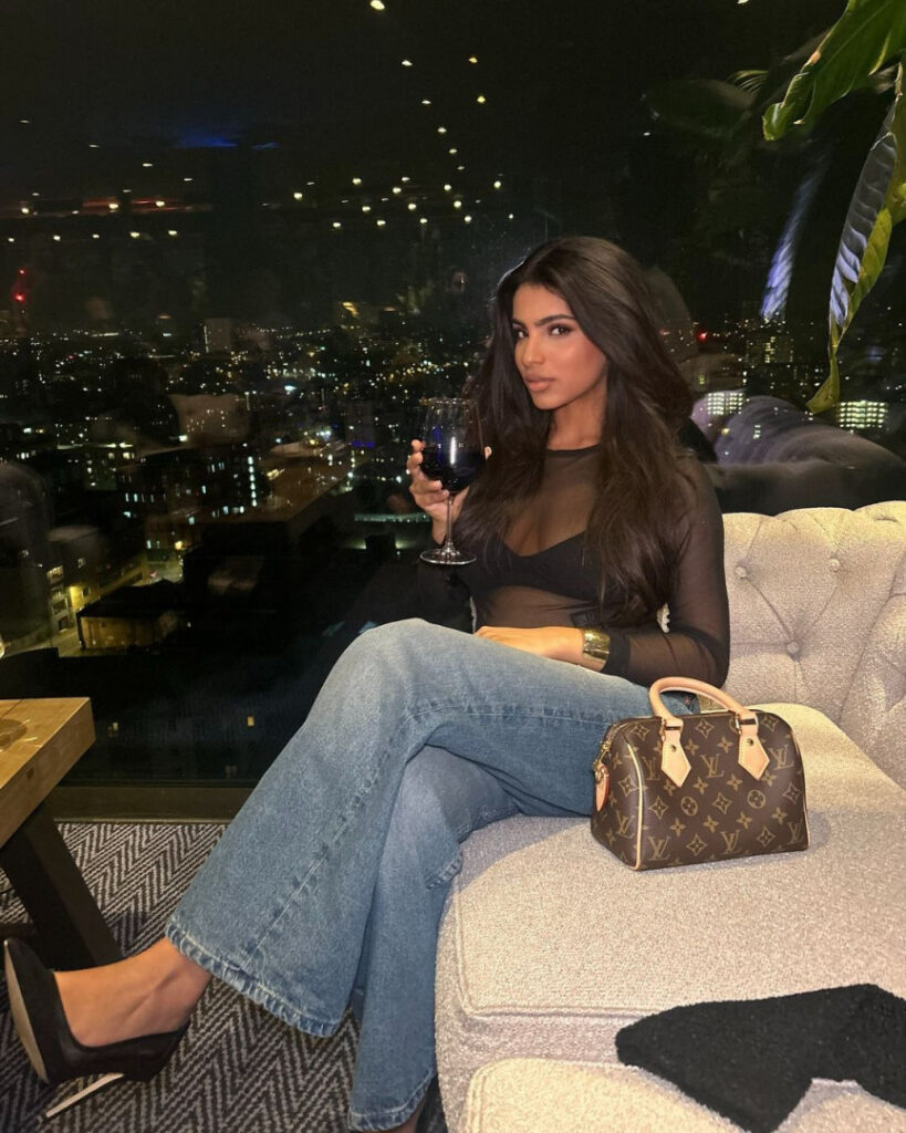 TikTok – Instagram – Indian – Jaya Thandi – Nude