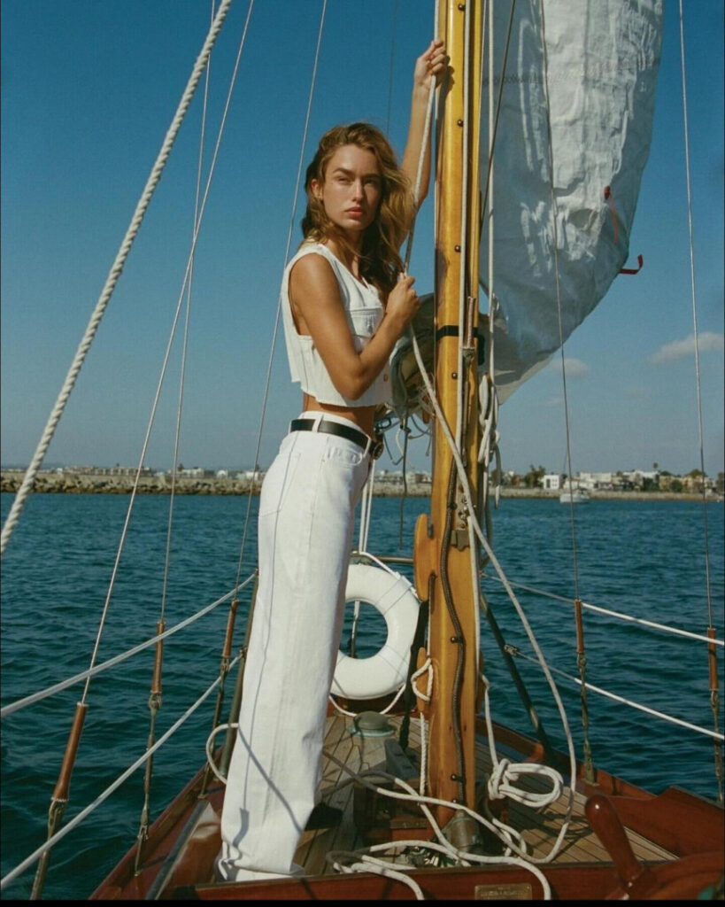 Instagram – Jenn Dupuy – Nude