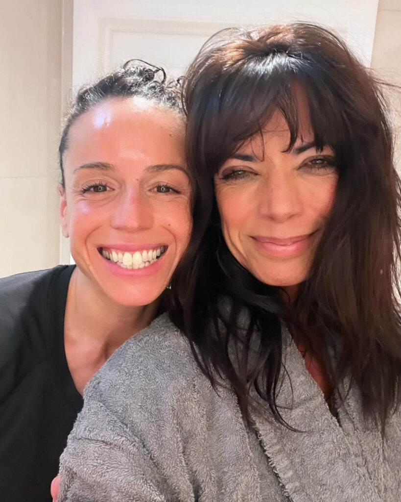 Celeb – MILF – Jenny Powell – Nude