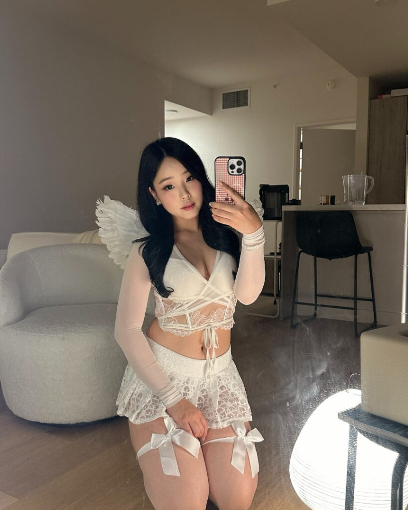 Twitch – Asian – Jessica / jessicahkim / h.yojeong – Nude