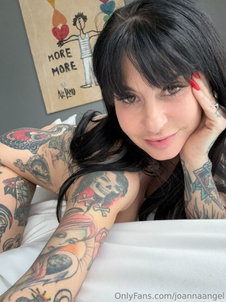 XXX – Joanna Angel – Nude