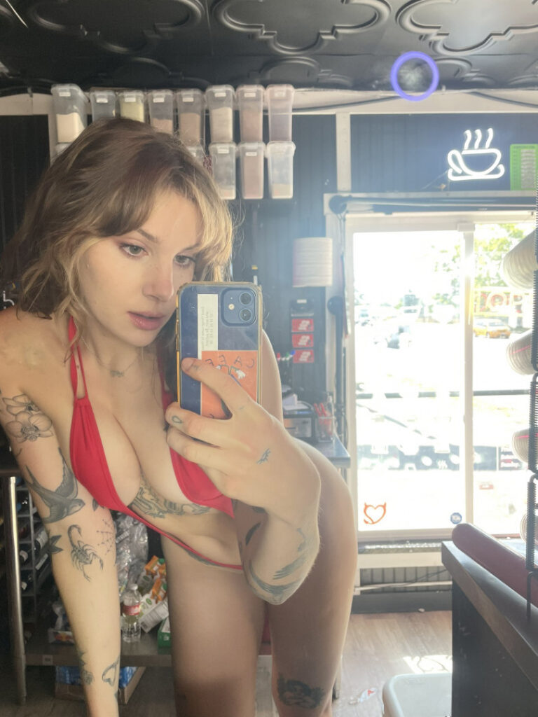 OnlyFans – Instagram – Josiexcoyote | Josiexmoon – Nude