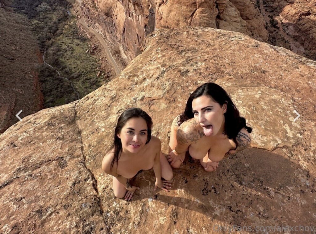 OnlyFans – Joy / hon3y2 / home_frequency_ / Glorydayzzz sister – Nude