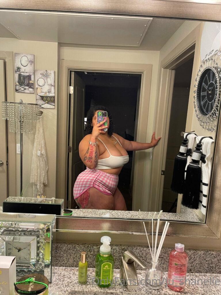 OnlyFans – T H I C C – BBW – ju_shanelle – Nude