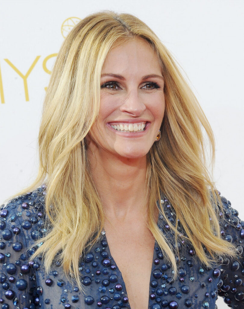 Celeb – Julia Roberts – Nude