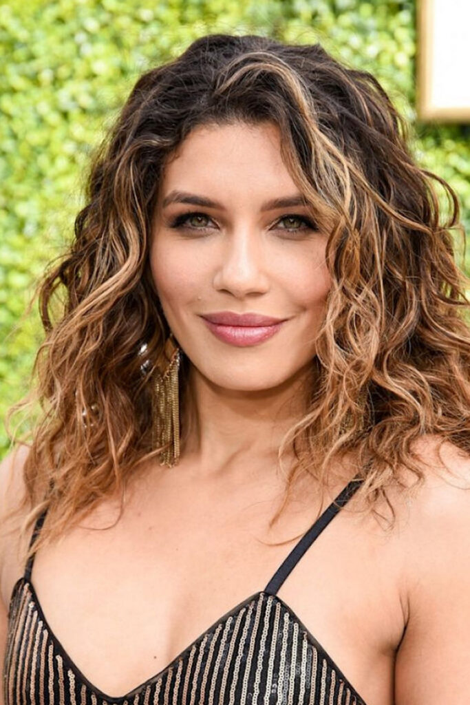 Celeb – Juliana Harkavy – Nude