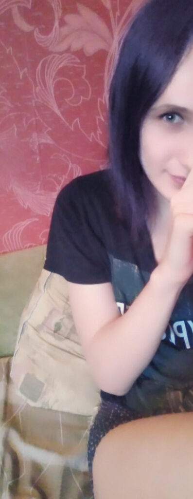 Cam Girls – Trans – Petite – JustHumanFromTheMoon  LittleMoon – Nude Leaks