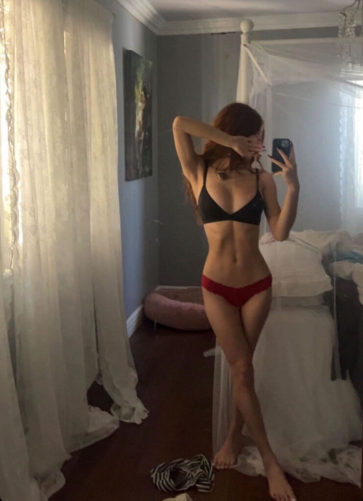 TikTok – Instagram – k1ffy / Mariah.dugal – Nude Leaks