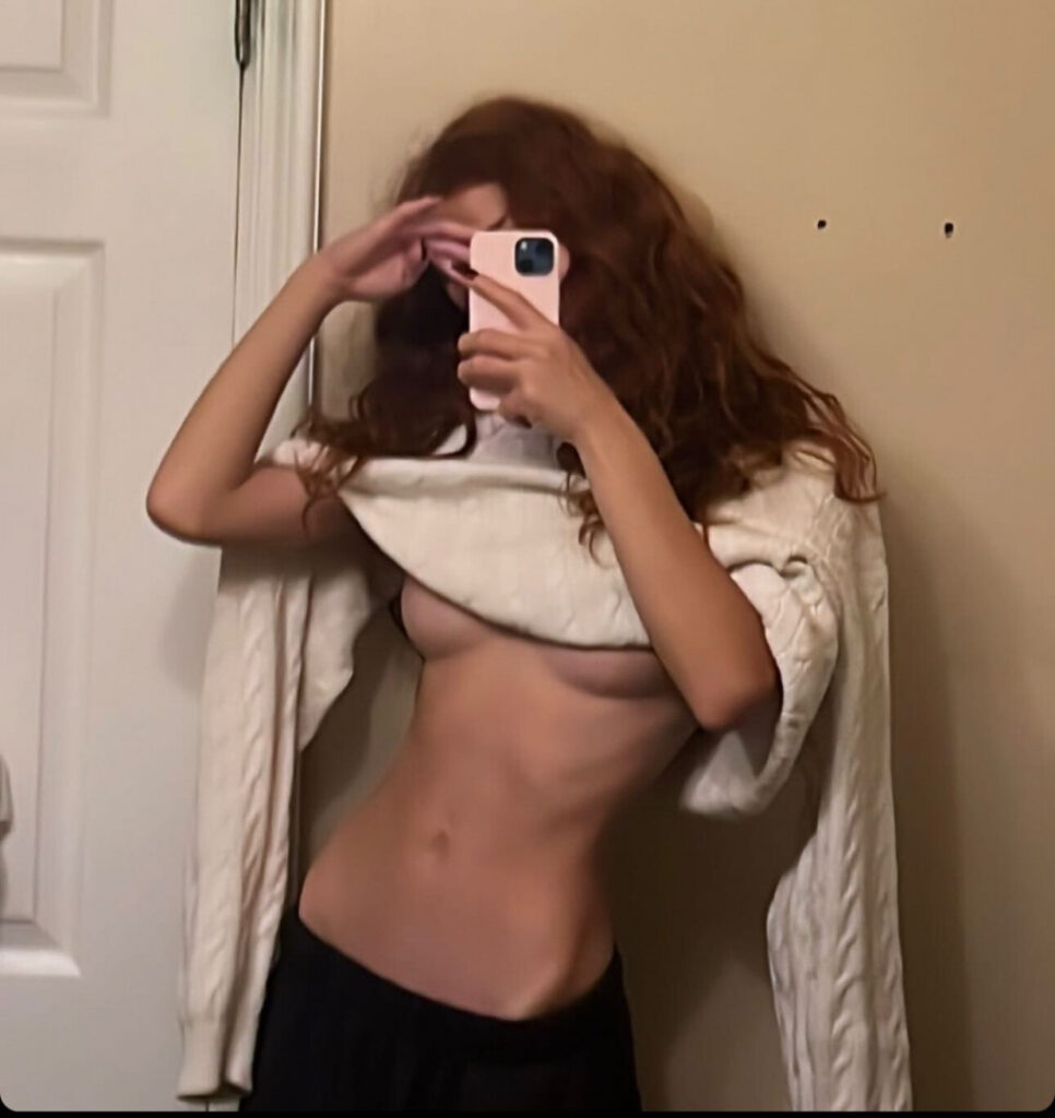 TikTok – Instagram – k1ffy / Mariah.dugal – Nude Leaks