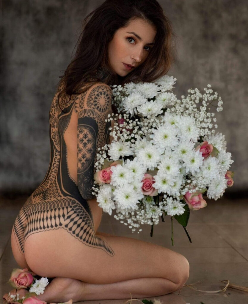 Instagram – Kaie_mrc/inked_kaie – Nude