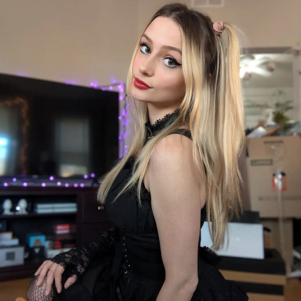 Twitch – katerino – Nude