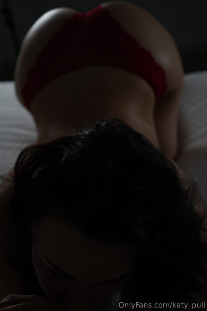 OnlyFans – T H I C C – Katy Pull katy_pull – Nude Leaks