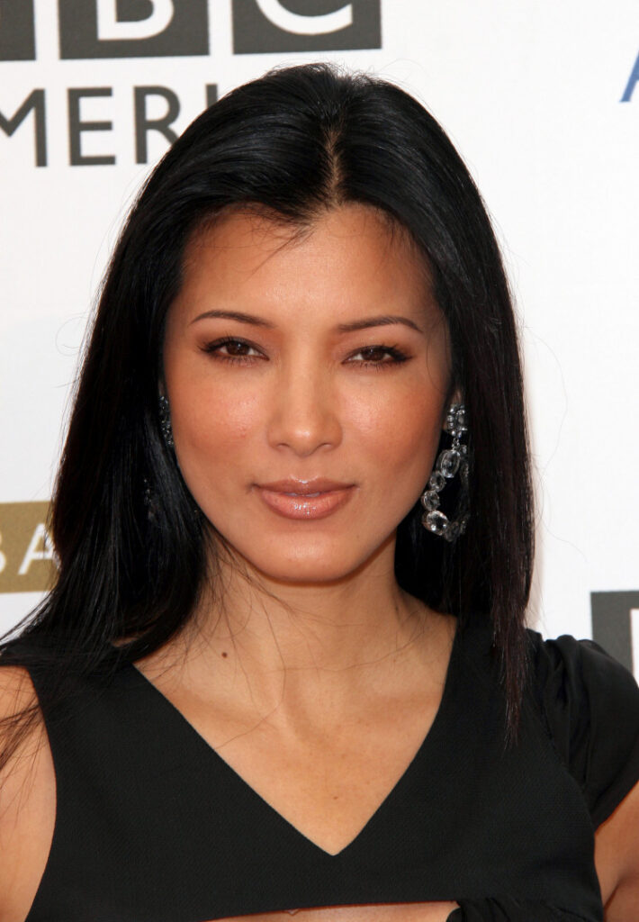 Celeb – Kelly Hu – Nude