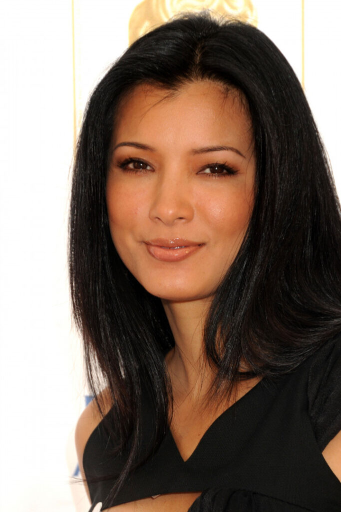 Celeb – Kelly Hu – Nude