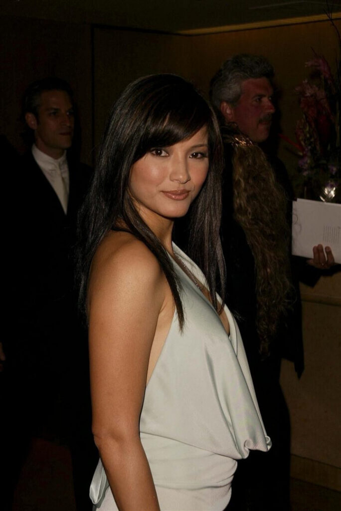 Celeb – Kelly Hu – Nude