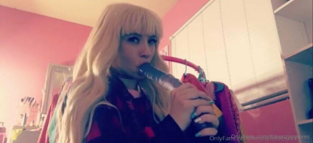 OnlyFans – Petite – Kenzie Reeves / KenzieReevesxxx – Nude Leaks