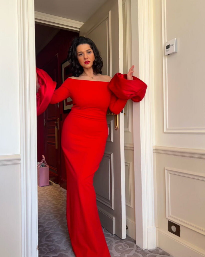 Celeb – Khatia Buniatishvili – a concert pianist – Nude