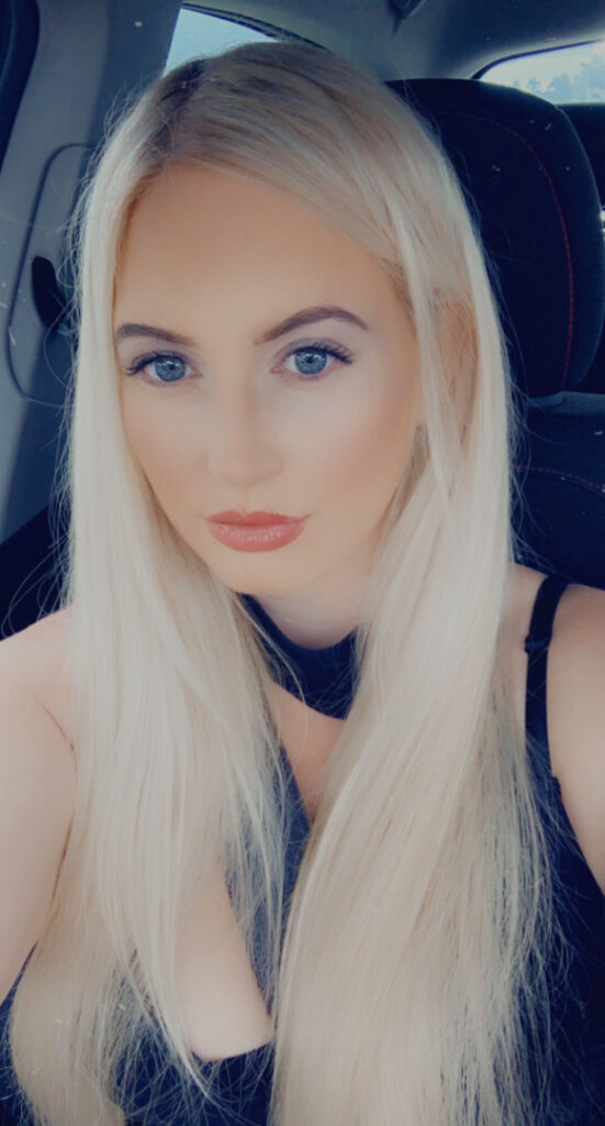 Hotwife – Kinkerbells1 – Nude Leaks