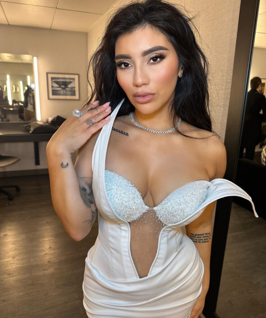 Celeb – Kirstin Maldonado (Pentatonix) – Nude