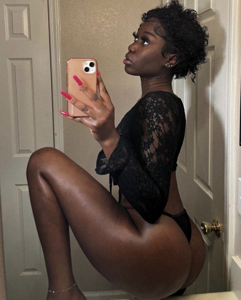 OnlyFans – TikTok – korectiion – Nude Leaks