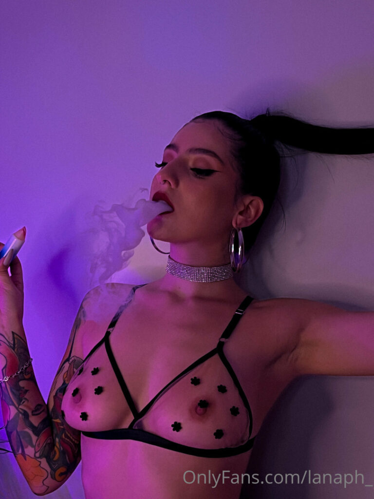OnlyFans – Cam Girls – Lanaph_ / Lanaphoades – Nude