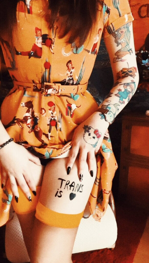 Trans – OnlyFans – ⠀X⠀ – Laura Badler – Nude Leaks