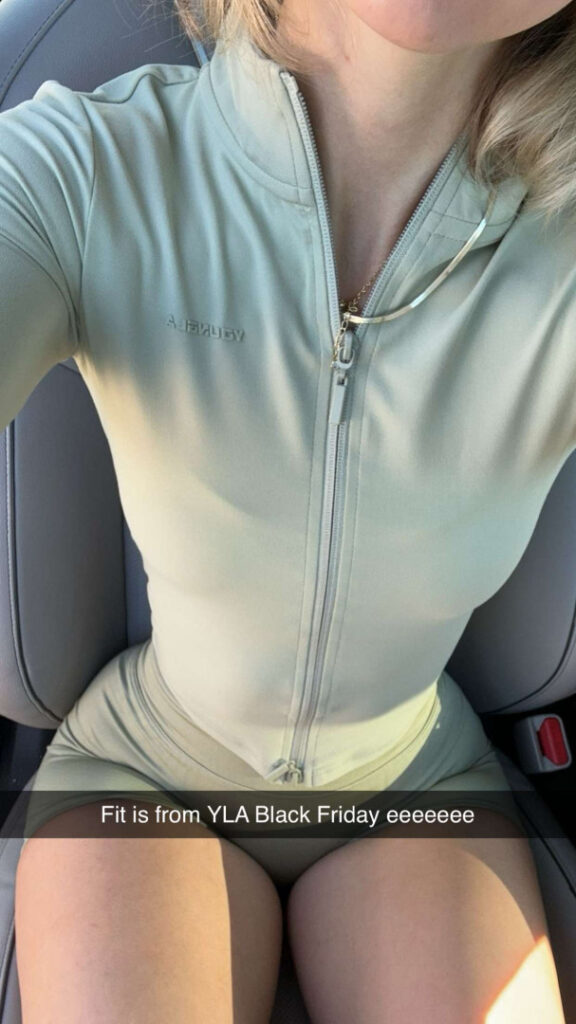 Youtube – TikTok – Instagram – Lauren Johnson / Lauren J Fitness – Nude