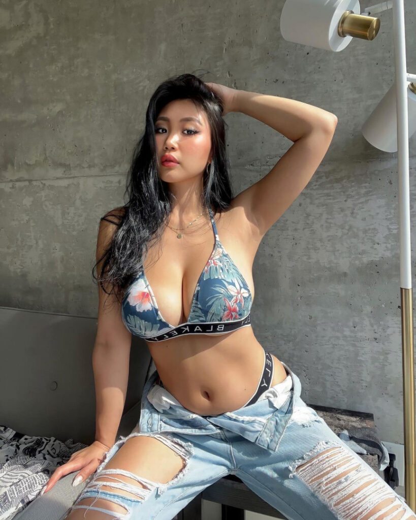 TikTok – Instagram – Asian – Lena_Yewon / Lena Joo – Nude