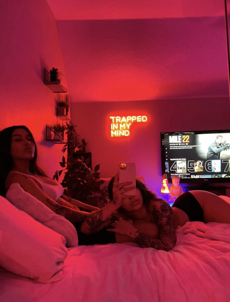 OnlyFans – T H I C C – _Leovenus – babyypleasee – prettyplsbaby – prettyplsdaddy – Nude